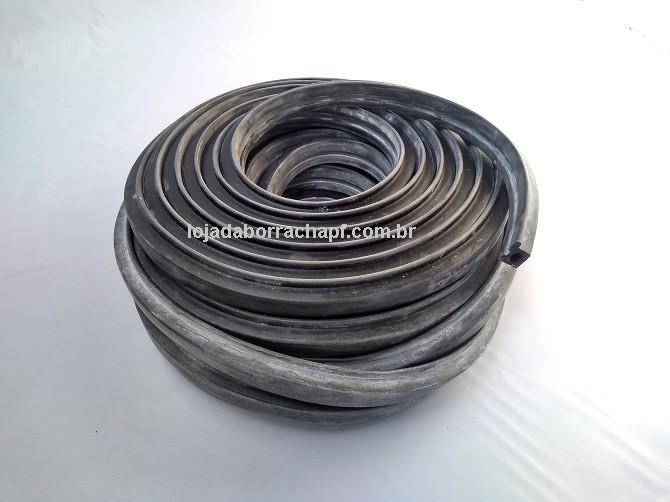 N110 Borracha esponjosa porta baú 31x20mm 25 Metros