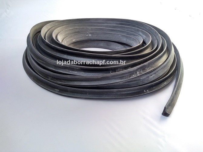 N114 Borracha esponjosa tampa de pick-up Rolo 25 metros