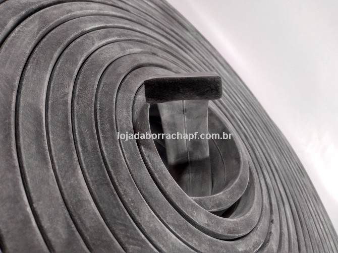 N115 Borracha esponjosa 32x10mm Rolo 25 Metros