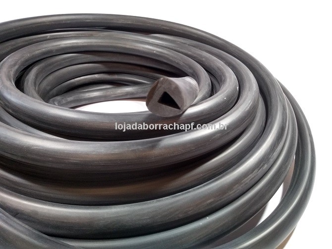 N149 Borracha maciça em "U" 25X25X9,5mm Rolo 25 Metros