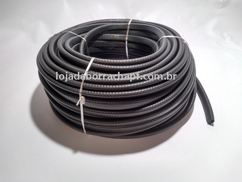 N38 Perfil de PVC em "U" 9x14mm Preto Rolo com 50 mts (casca de cobra)