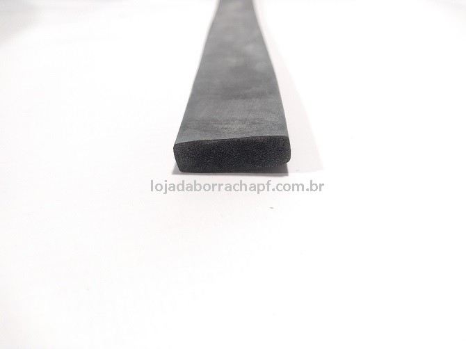 N102 Borracha esponjosa 20x5,5mm Rolo 50 Metros