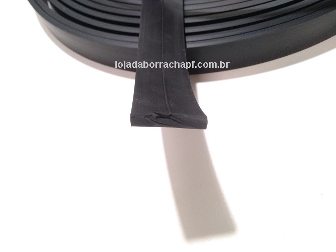 N92 Borracha maciça 30x5mm Rolo 19 metros