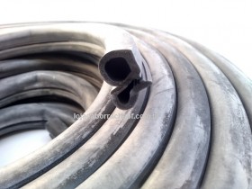 N100 Borracha esponjosa C10 Rolo 25 Metros