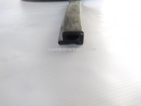 N110 Borracha esponjosa porta baú 31x20mm 25 Metros