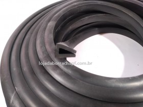 N126 Borracha maciça em "U" 22x15x7,5mm Rolo 25 Metros