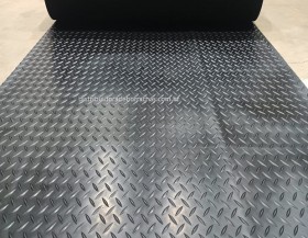 Piso de Borr. Diamante Preto 1,00 metro de largura - espessura 3 milímetros