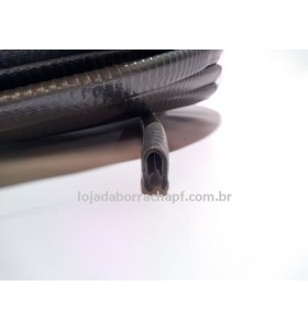 N38 Perfil de PVC em "U" 9x14mm Preto Rolo com 50 mts (casca de cobra)