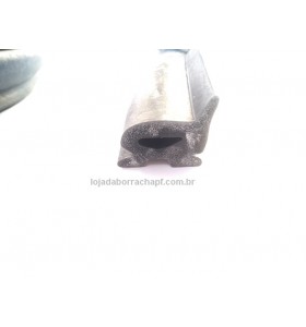 N113 Borracha esponjosa porta baú 34,5x32,5mm c/aba Rolo 25 Metros